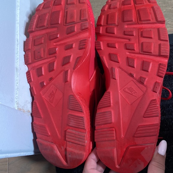 Nike hueraches red size 7 - Picture 4 of 4